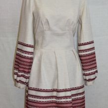 Платье из узорной ткани Хозяюшка