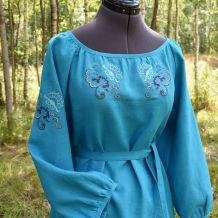 Льняное платье с вышивкой (бирюза)
